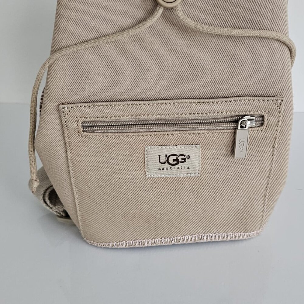 UGG BACKPACK NWOT! RARE. - Picture 9 of 13